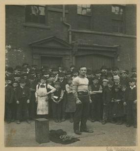 Image showing escapologist in 1890