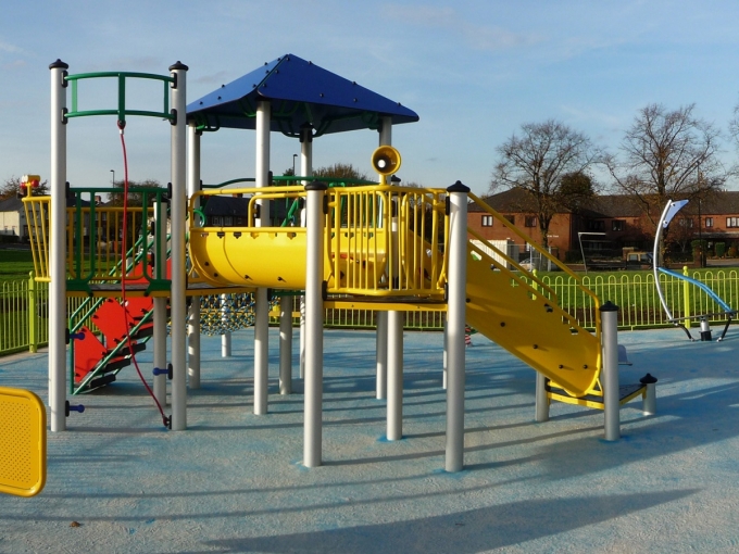 Manor road play area